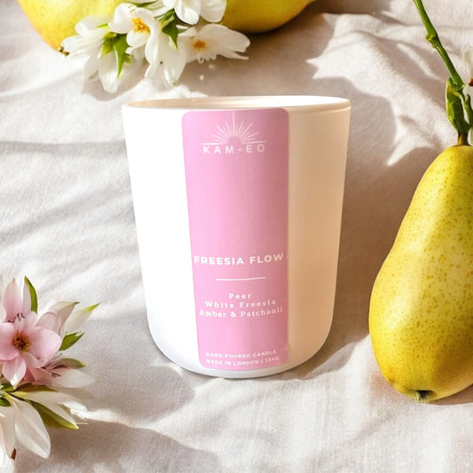 Freesia flow white candle by KAM-EO